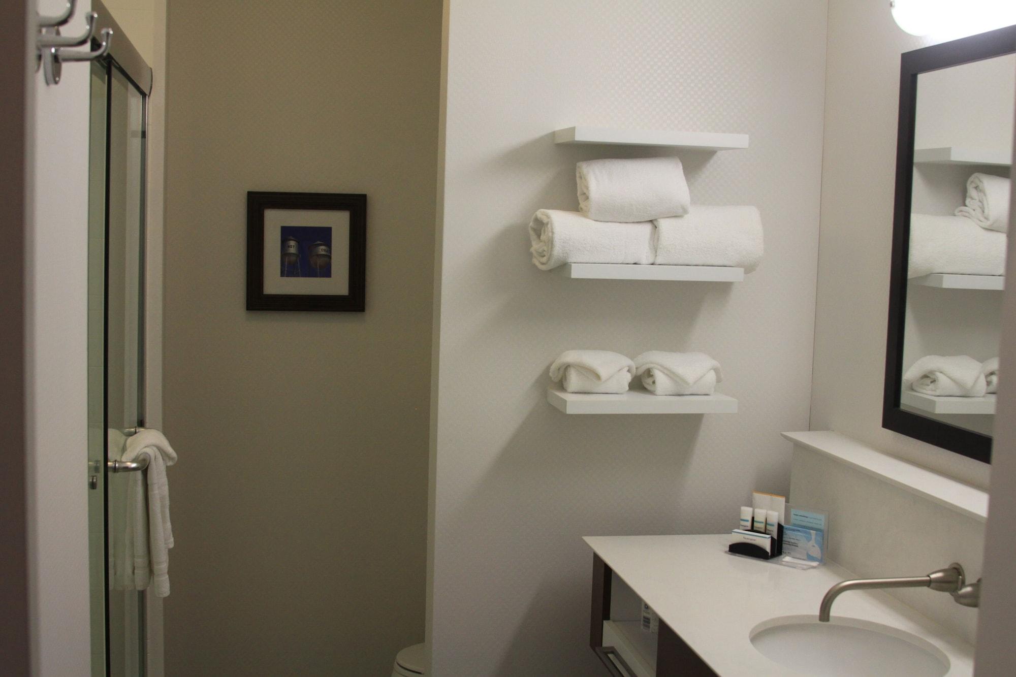 Hampton Inn Pratt Dış mekan fotoğraf