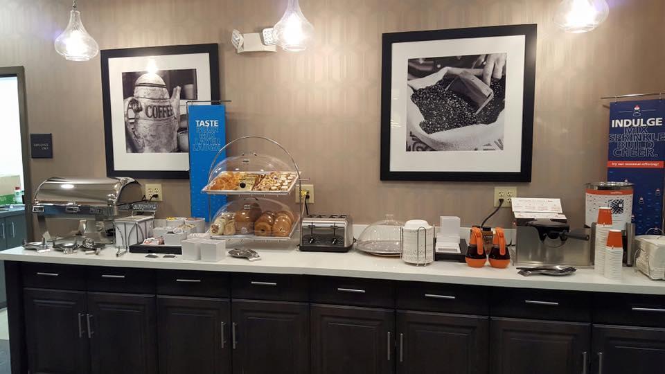 Hampton Inn Pratt Dış mekan fotoğraf