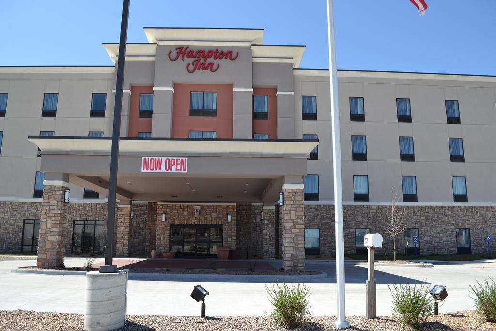 Hampton Inn Pratt Dış mekan fotoğraf