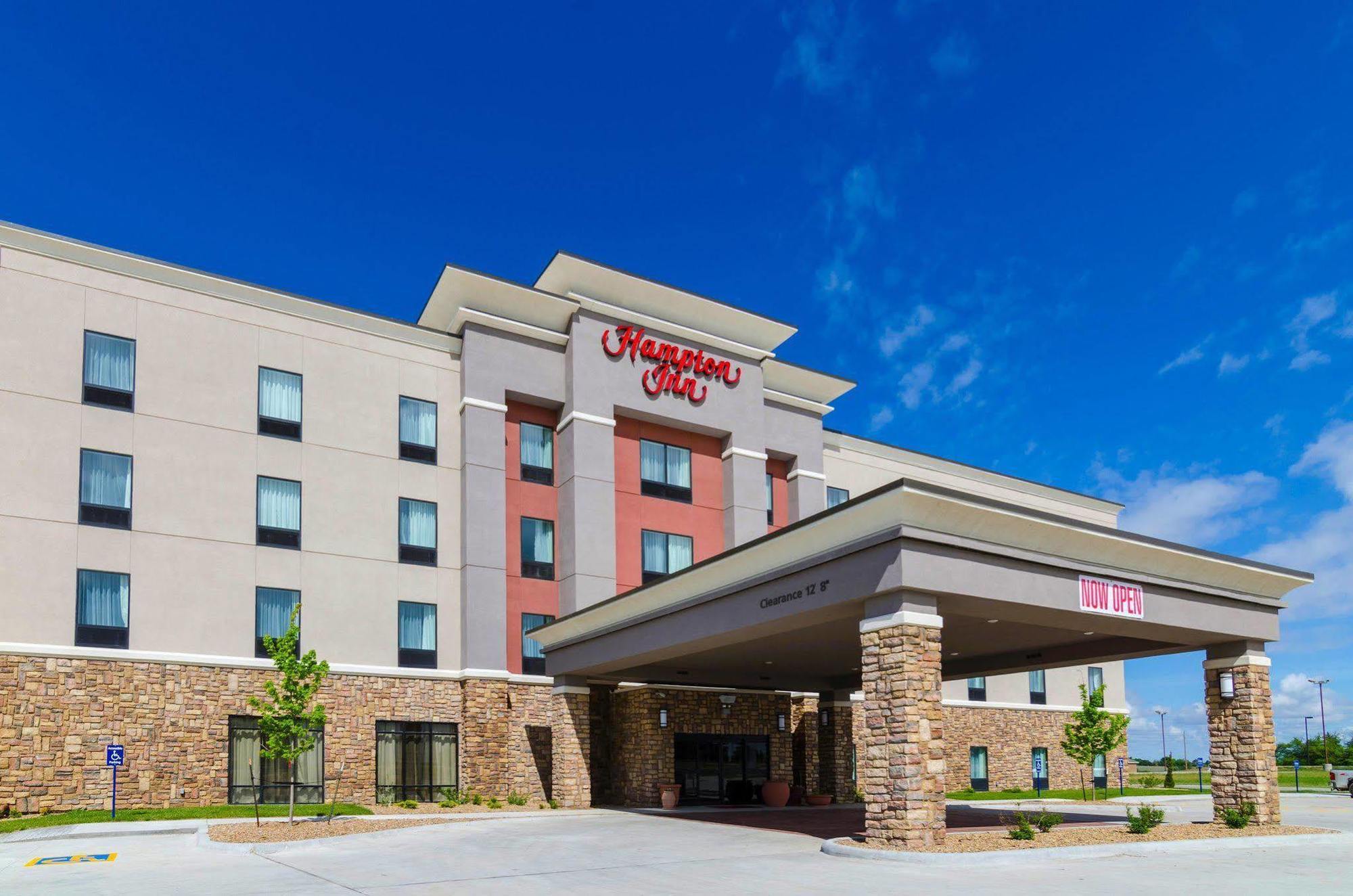 Hampton Inn Pratt Dış mekan fotoğraf